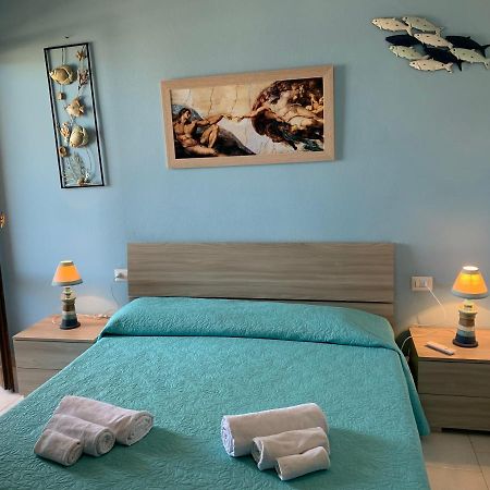 Una Finestra Sul Mare Calasetta Εξωτερικό φωτογραφία